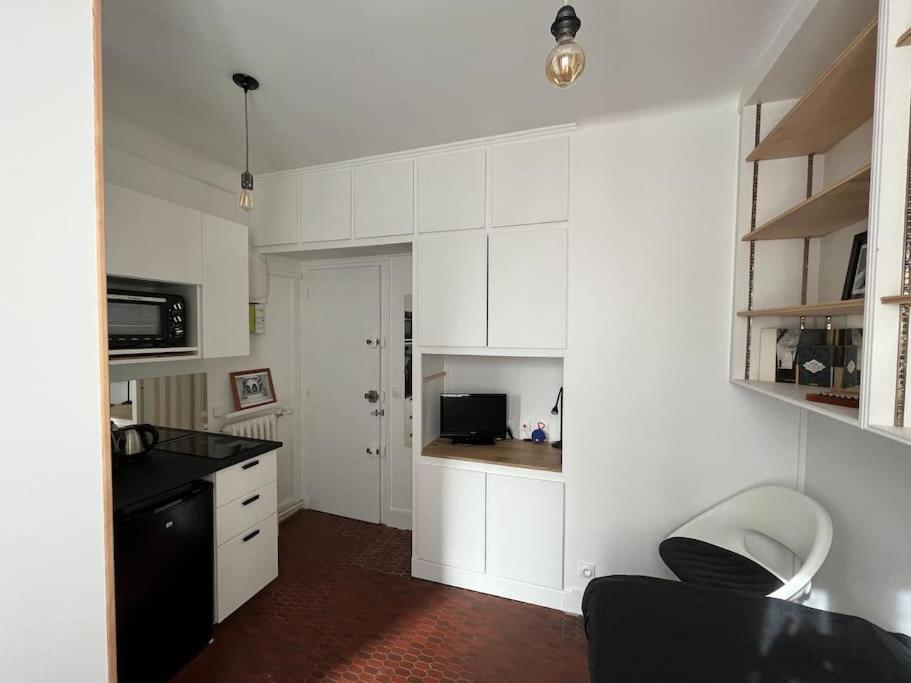 Appartement Studio Charmant Et Cosy A Montmartre